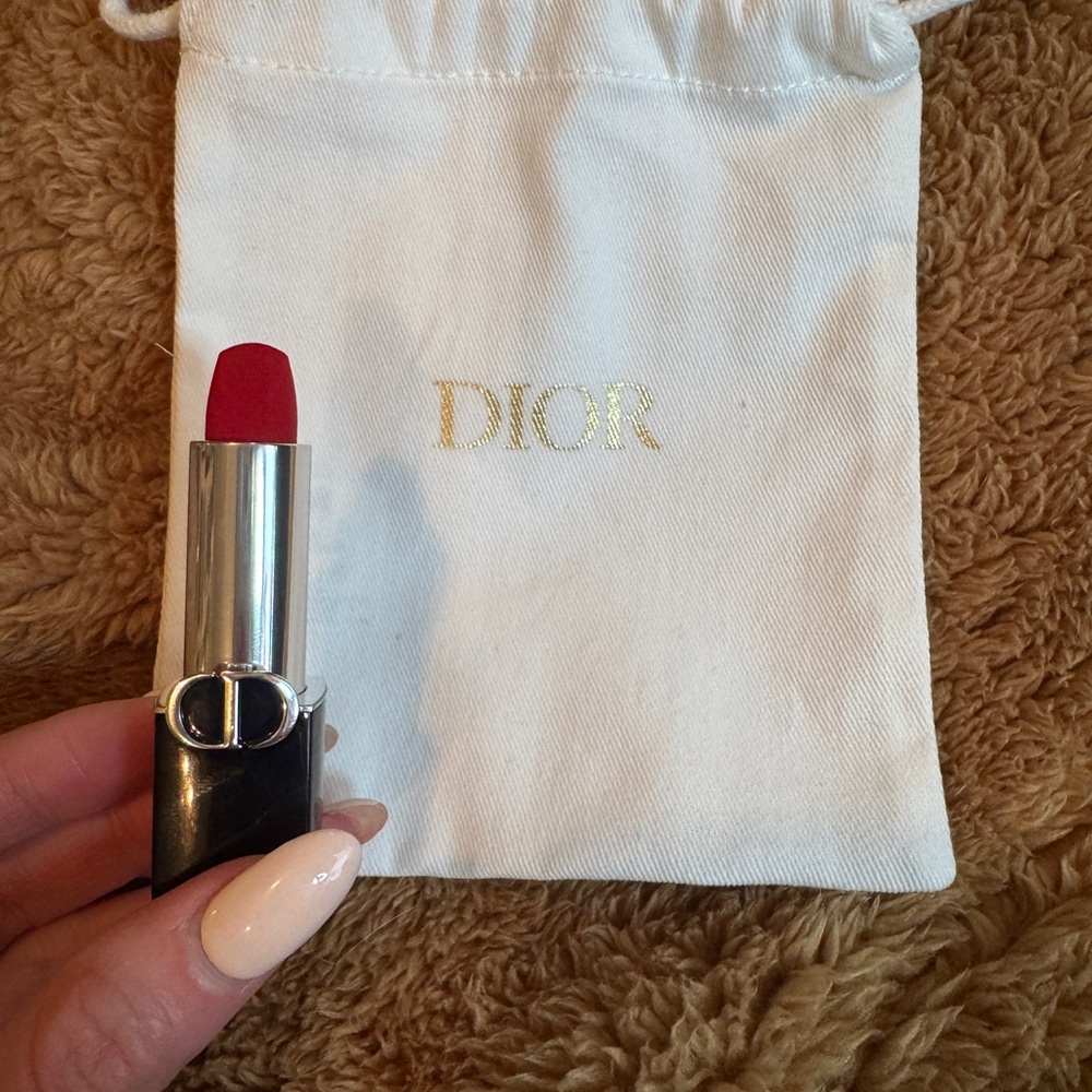 Rouge Dior 999 - Full Size Lipstick - Picture 2 of 4